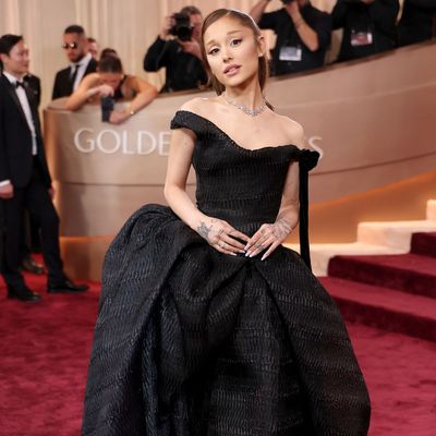 The Biggest Stars at the 2026 Golden Globes Wore Black Dresses—and It's No Coincidence