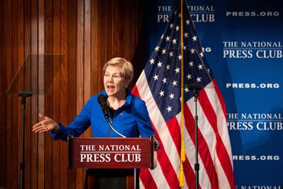 Warren pitches a bigger economic tent for Democrats