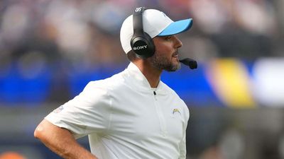 Jesse Minter Tracker: Latest Updates About Chargers DC’s Head Coaching Prospects