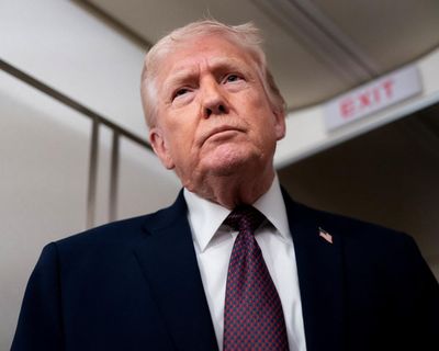 Trump warns of ‘complete mess’ if supreme court rejects tariffs