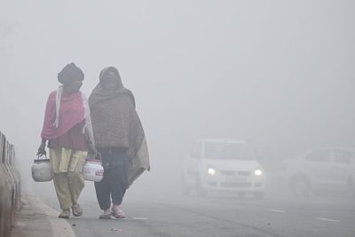 At 3.2C, Delhi wakes up to coldest January morning in 3 years as cold wave grips north India