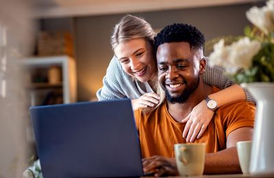 Why So Many Child-Free Couples Are Quietly Downshifting in 2026