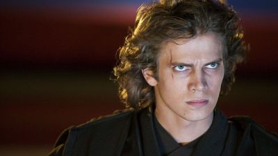Hayden Christensen says Robert De Niro visited the Revenge of the Sith set to watch Anakin and Obi-Wan's duel