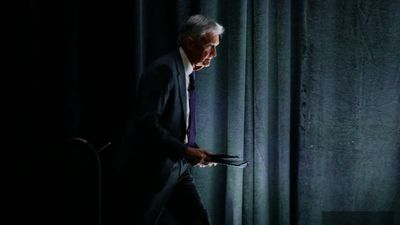 Fed Chair Jerome Powell Faces US Investigation as Central Banks Rally—A Warning Sign?