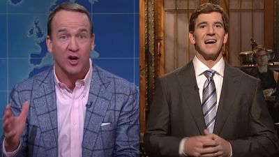 Eli Manning Surprised His Brother Peyton With An Absolutely Ruthless Present On Live TV
