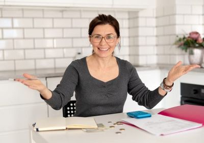 12 Useless Skills Everyone Over 40 Has But Never Uses