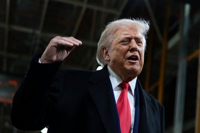 Trump gives heckler the middle finger during Michigan Ford plant visit