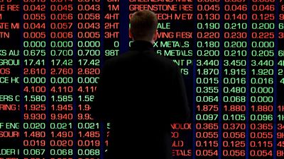 Aussie shares creep higher as miners rally, banks drop