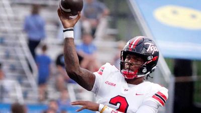 Journeyman College QB TJ Finley Signs to Play for Seventh School