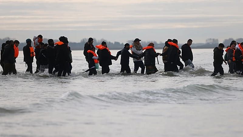 France imposes entry ban on 10 British far-right activists over anti-migrant activities