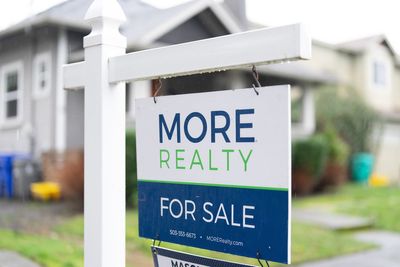 2025 US home sales stuck at 30-year low as mortgage rates, prices weighed on market