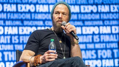Ryan Hurst, the voice of Thor in God of War: Ragnarok, will star as Kratos in the God of War TV series on Prime