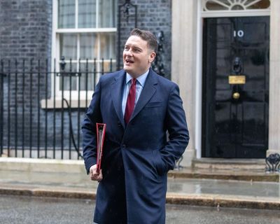 Streeting ‘horrified’ if police chief behind Maccabi Tel Aviv ban not gone by end of day