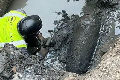 Thousands still unable to return home as WW2 bombs found in Devon