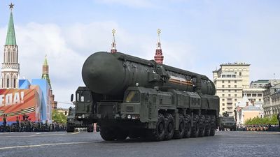Russia Warns Europe of Nuclear Punishment, Expels UK Diplomat in Escalating Crisis