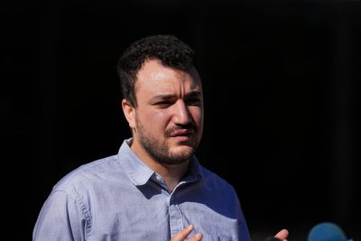 Appeals court reverses decision that freed pro-Palestinian activist Mahmoud Khalil