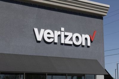 The Verizon ‘Kill Switch’: Why Your Phone is Still in ‘SOS Mode’ This Morning Despite the ‘Fix’