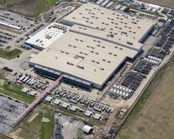 Elon Musk’s xAI datacenter generating extra electricity illegally, regulator rules