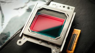 The inventor of the CMOS camera sensor just won the "Nobel Prize of Engineering"