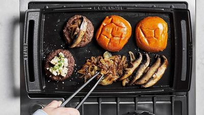 This is the Kitchen Essential You Didn't Know You Needed, for Everything From Sunday Brunch to Friday Burger Night – and it's $100 Off