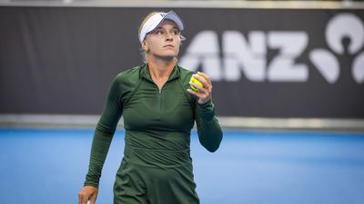 Aussie wildcard's Hobart run ended by gun teenager