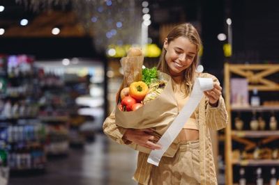 Stop Paying Full Price: 10 Free Resources That Slash Grocery Bills in Half