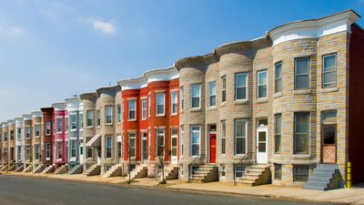 I’m a Real Estate Expert: 6 Places To Avoid Buying a Townhouse in 2026