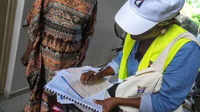 French census draws criticism over question on parents’ place of birth