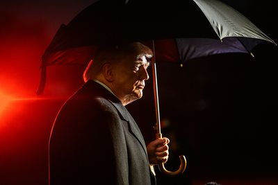 Trump Threatens Greenland 'The Hard Way' as Bipartisan US Group Rushes to Denmark