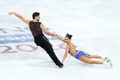 Great Britain’s Lilah Fear and Lewis Gibson in contention for European title after first skate