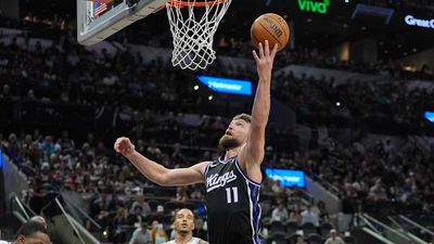 Domantas Sabonis Returns to Kings Lineup As Trade Market Heats Up