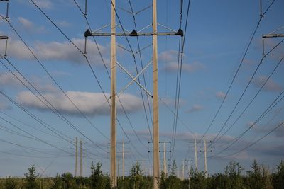 White House and governors join together to push nation’s largest grid operator to lower prices