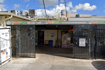 Florida man dies in industrial accident with dough mixer at a grocery store