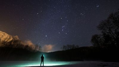 Bundle up and look up: 5 winter sky wonders every stargazer should look out for