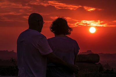 ‘Honour’ killings punishable with 5 yrs in Karnataka draft bill, couples offered protection