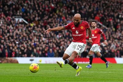 Man United vs Man City live: Dorgu and Mbeumo fire hosts to victory in enthralling Premier League derby