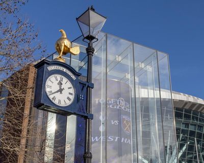 Spurs v West Ham, Chelsea v Brentford, Liverpool v Burnley, and more: football – as it happened