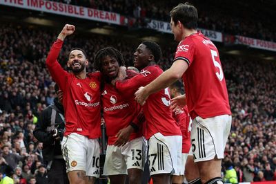 Manchester United 2-0 Man City: Derby delight on dream Michael Carrick debut as Arsenal handed title boost