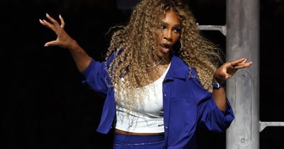 “The Knees Are Kneeing”: Serena Williams Leaves Fans Stunned With Viral Jaw-Dropping Move