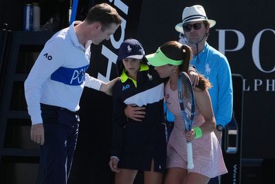 Australian Open star dramatically comes to aid of collapsing ball girl