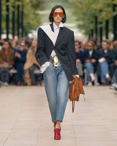 What jeans should we be wearing now?