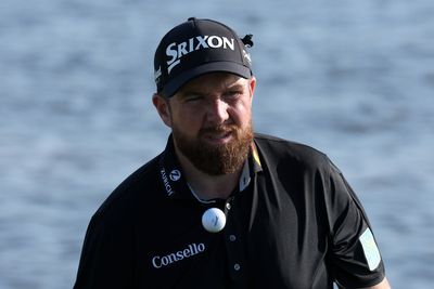 Shane Lowry blows one-shot lead on 18th hole to lose Dubai Invitational to Nacho Elvira