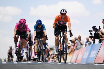 Women's Tour Down Under: Ally Wollaston edges Noemi Rüegg to take second win on stage 2