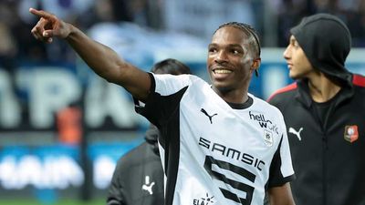 Chelsea Take First Step Towards ‘Record’ Centre Back Signing