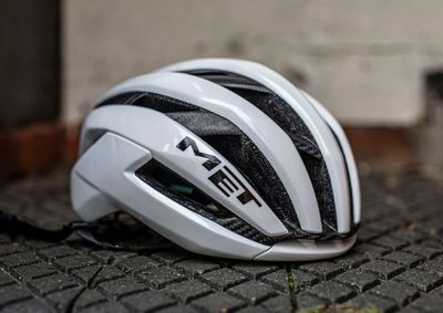 2025 Met Trenta 3K Carbon helmet review – is this the safest lid on the market?