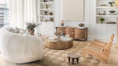 5 Things Minimalists Never Buy in Winter to Avoid Clutter Buildup in Their Homes