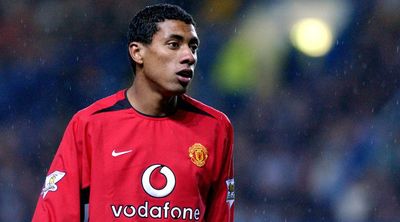‘He was so strong – I was like “Oh my god!”’ Kleberson recalls his shock at how pumped-up Manchester United’s squad was after joining in 2003