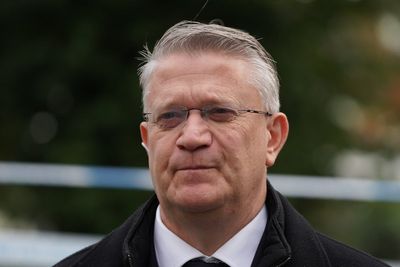 Andrew Rosindell becomes second Tory MP to defect to Reform in a week