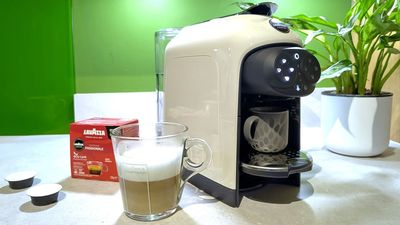 Lavazza's A Modo Mio Deséa makes delicious espresso and a decent cappuccino – if you use the right milk