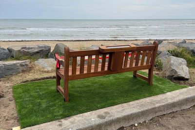 Charity set to install 100th bench offering support to help prevent suicide